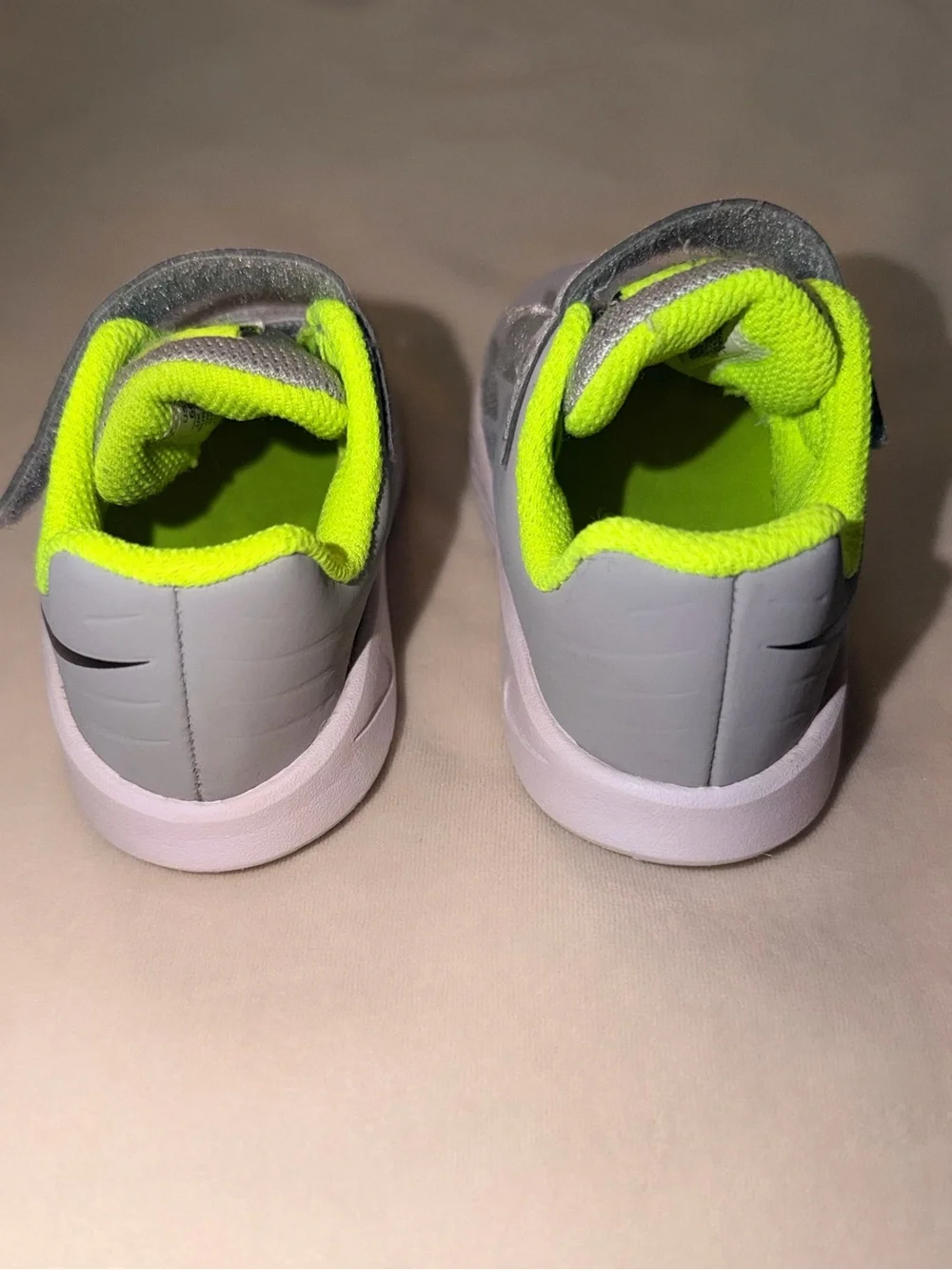 Nike Kids Star Runner Wolf Grey Volt